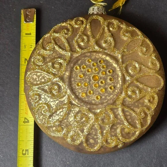 Frontgate Gold Glitter Medallion Glass Ornament Hand Decorated 5 Inch Holiday - Picture 6 of 7